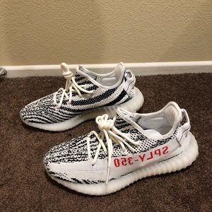 YEEZY BOOST 350 V2 NWT Black & White Zebra